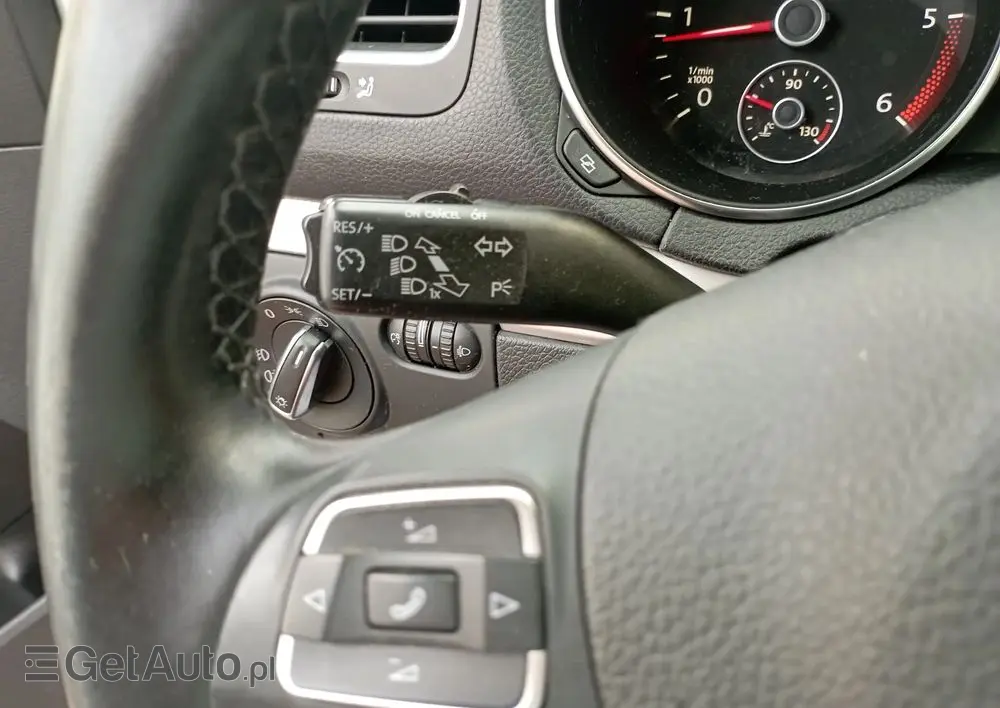 VOLKSWAGEN Golf Variant 1.6 TDI Comfortline