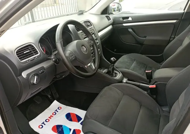 VOLKSWAGEN Golf Variant 1.6 TDI Comfortline