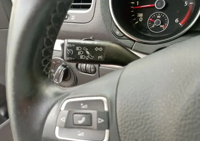 VOLKSWAGEN Golf Variant 1.6 TDI Comfortline