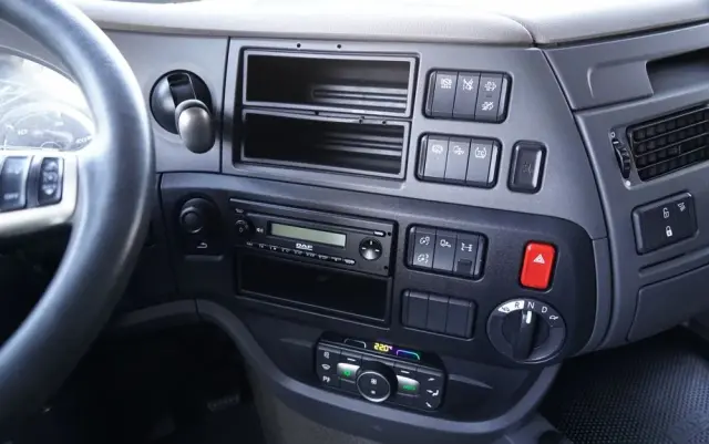 DAF XF 480 / MEGA /  SUPER SPACE CAB / LOW DECK / 2022 ROK 