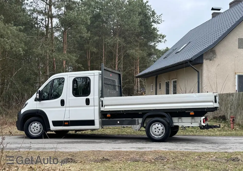 PEUGEOT Boxer Maxi 2.2 HDI 165KM L4 Brygadówka 