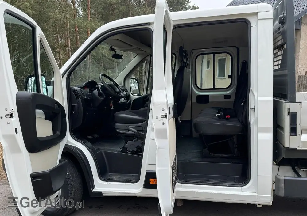 PEUGEOT Boxer Maxi 2.2 HDI 165KM L4 Brygadówka 