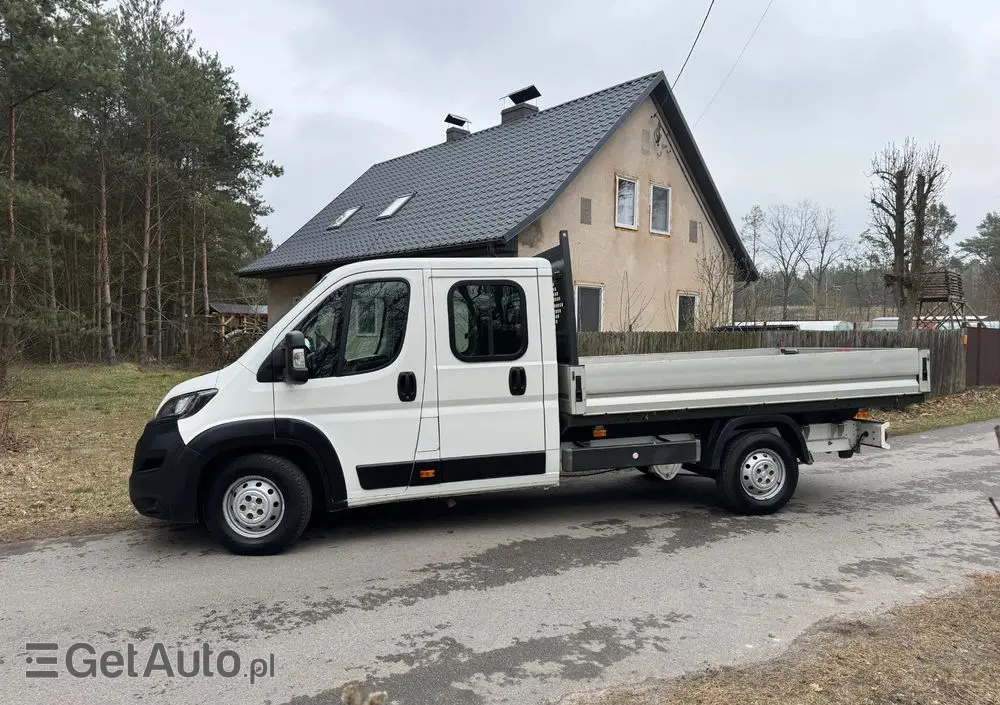 PEUGEOT Boxer Maxi 2.2 HDI 165KM L4 Brygadówka 