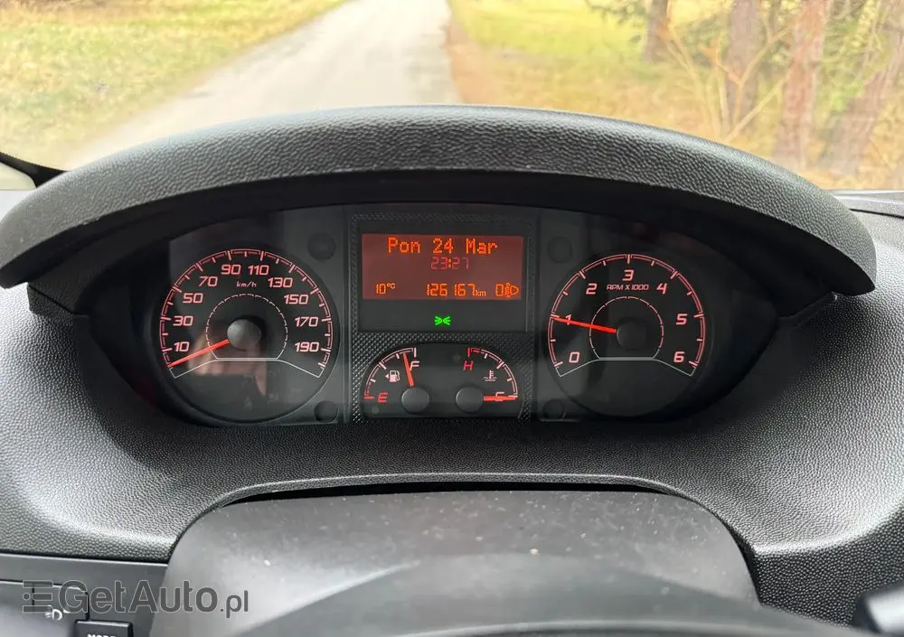 PEUGEOT Boxer Maxi 2.2 HDI 165KM L4 Brygadówka 