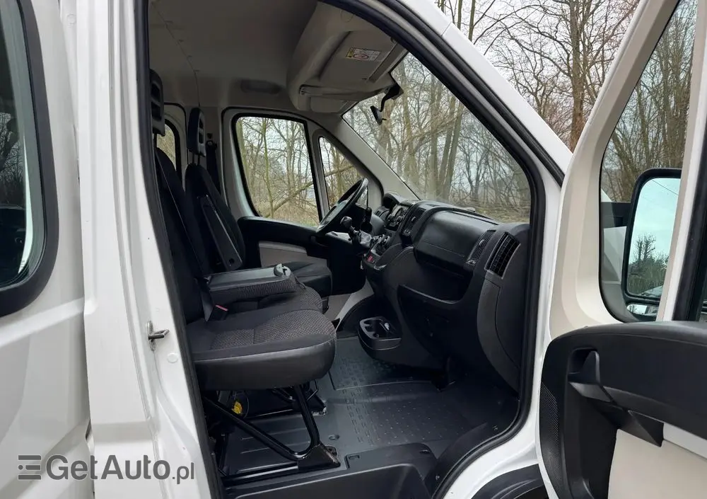 PEUGEOT Boxer Maxi 2.2 HDI 165KM L4 Brygadówka 