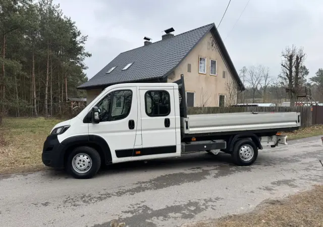 PEUGEOT Boxer Maxi 2.2 HDI 165KM L4 Brygadówka 
