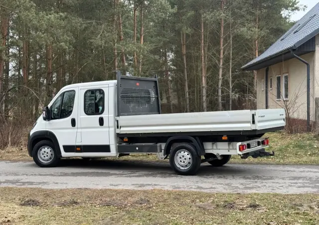 PEUGEOT Boxer Maxi 2.2 HDI 165KM L4 Brygadówka 