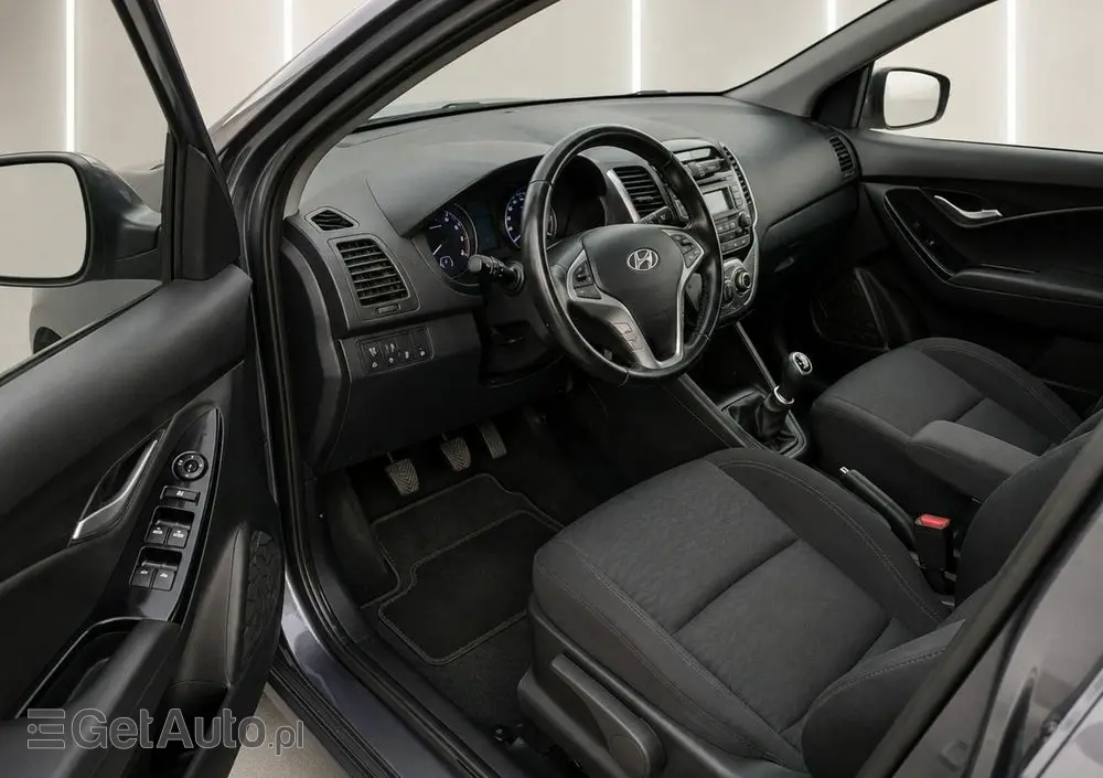 HYUNDAI Ix20 