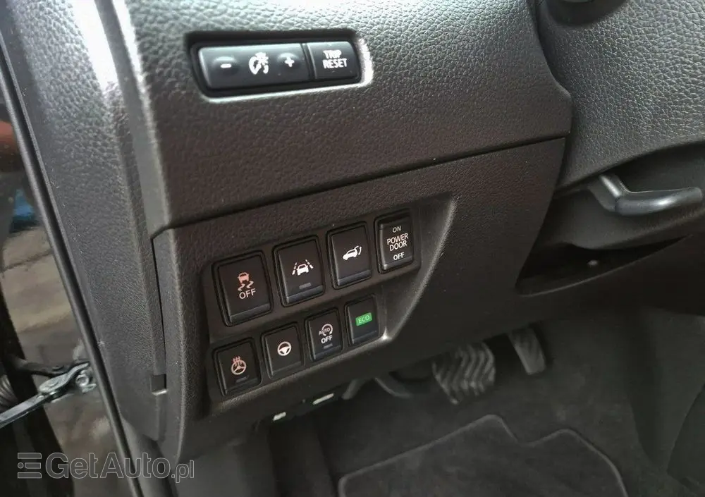 NISSAN X-Trail 1.7 dCi Tekna 4WD