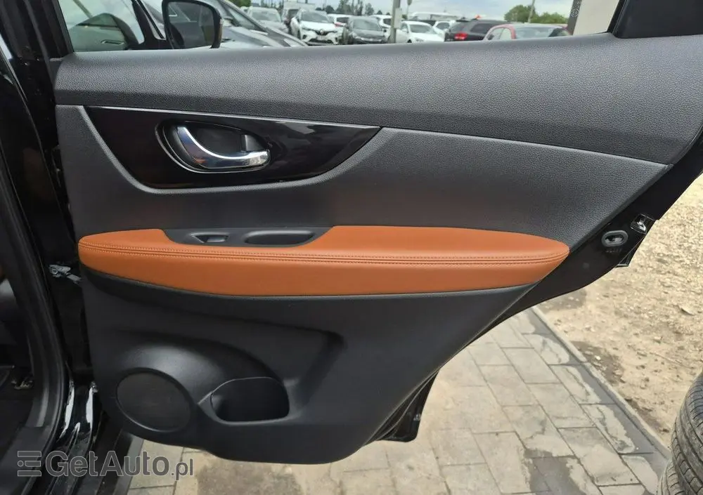 NISSAN X-Trail 1.7 dCi Tekna 4WD