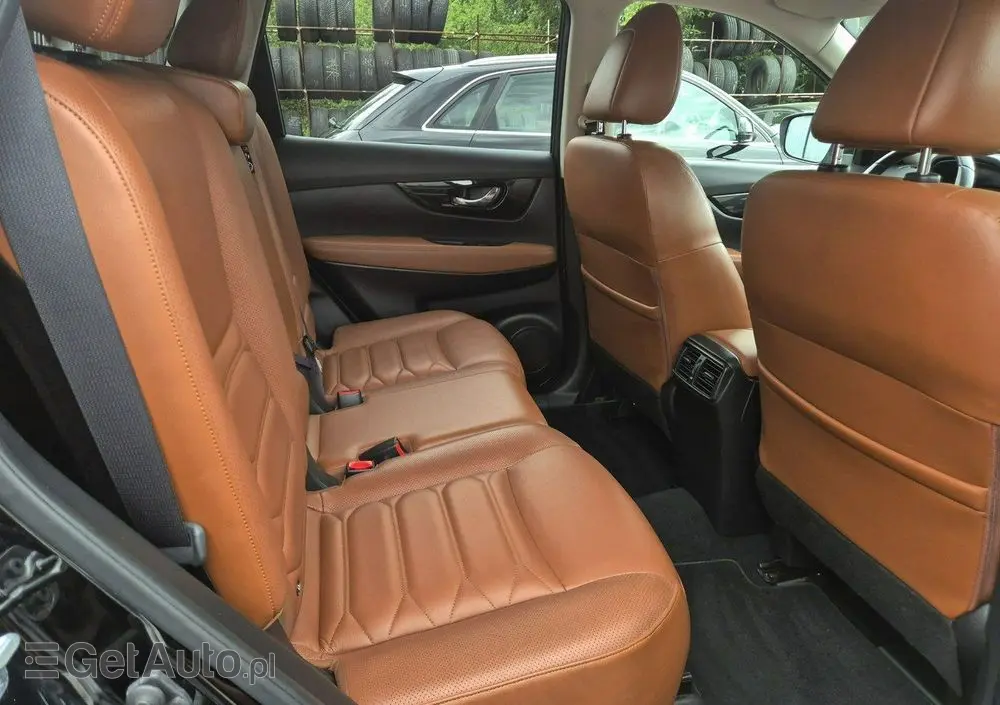 NISSAN X-Trail 1.7 dCi Tekna 4WD