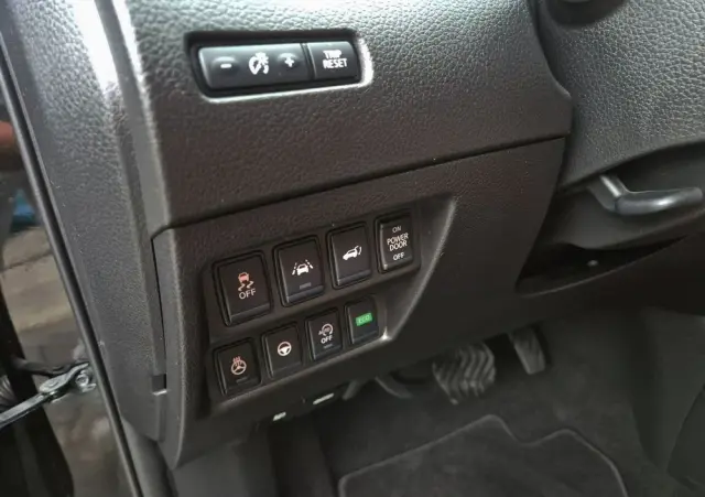 NISSAN X-Trail 1.7 dCi Tekna 4WD