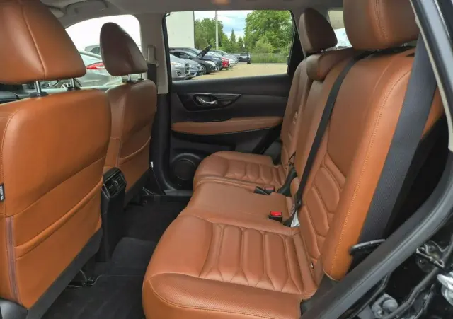 NISSAN X-Trail 1.7 dCi Tekna 4WD