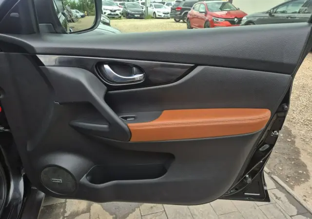 NISSAN X-Trail 1.7 dCi Tekna 4WD