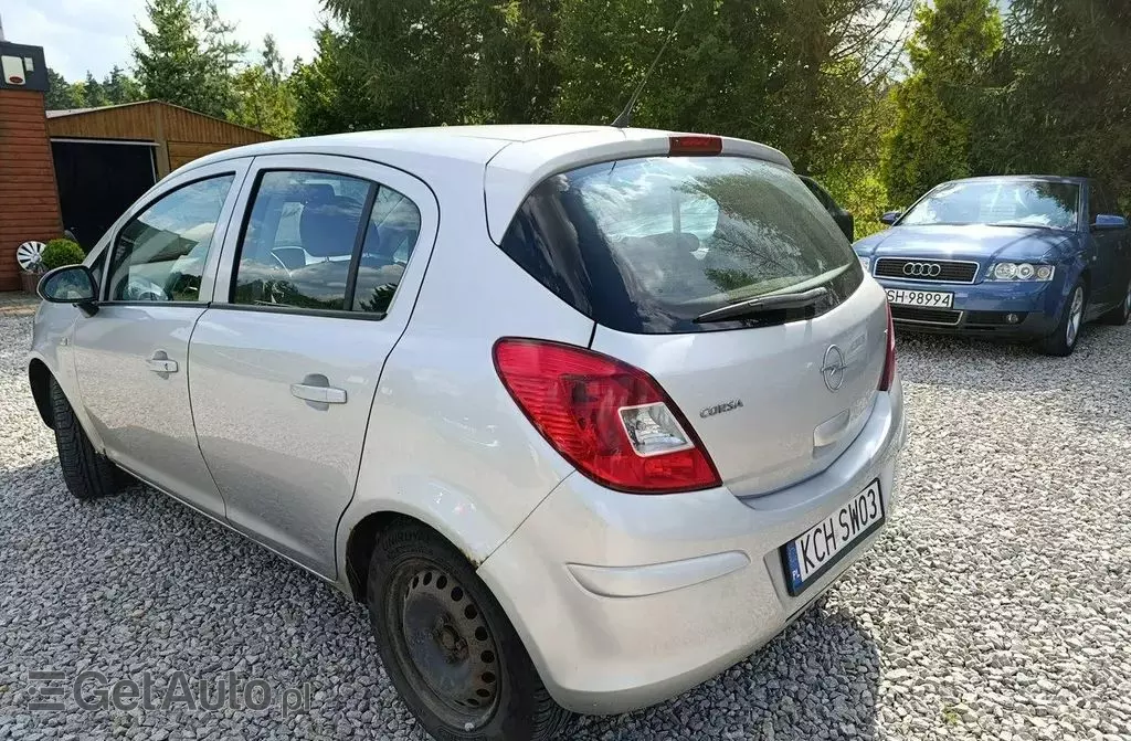 OPEL Corsa 