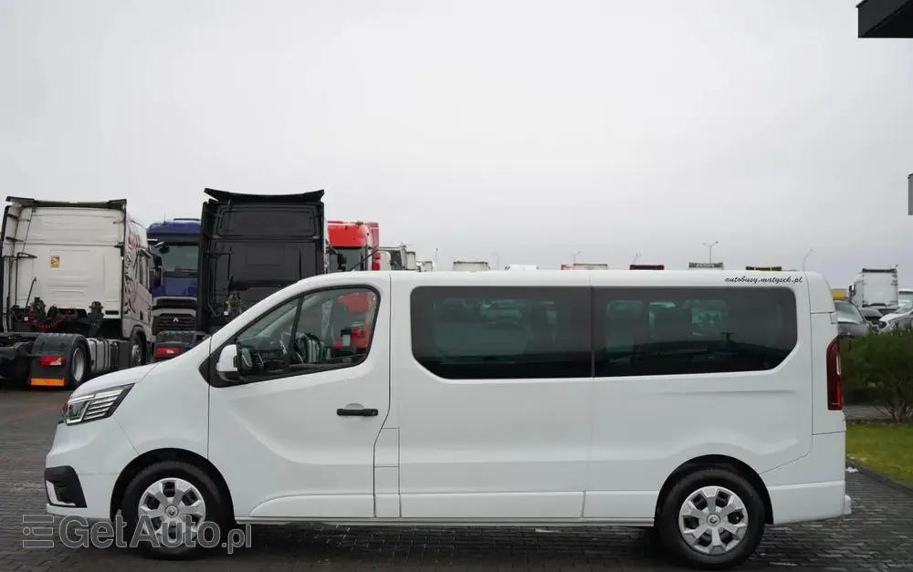 RENAULT TRAFIC III / BUS / 9 MIEJSC / PIERWSZY WŁAŚCICIEL / POLSKI SALON / 2022 ROK / 