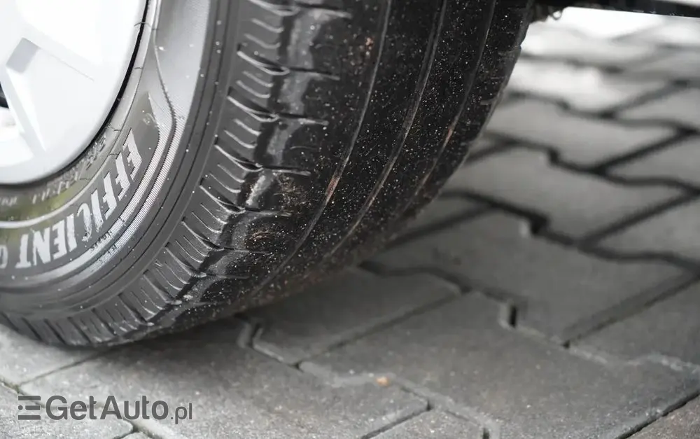 RENAULT TRAFIC III / BUS / 9 MIEJSC / PIERWSZY WŁAŚCICIEL / POLSKI SALON / 2022 ROK / 