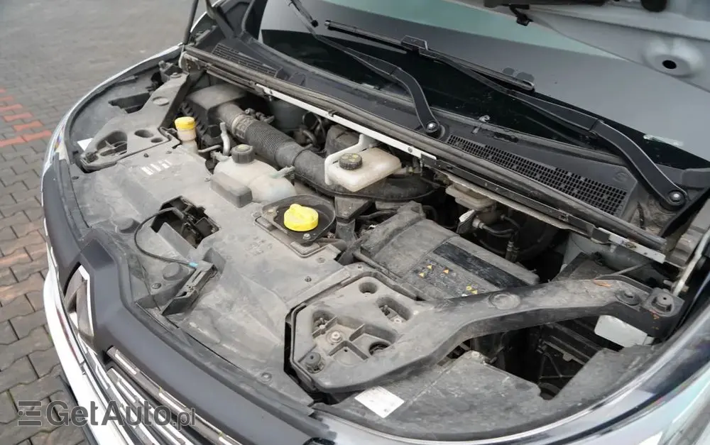 RENAULT TRAFIC III / BUS / 9 MIEJSC / PIERWSZY WŁAŚCICIEL / POLSKI SALON / 2022 ROK / 