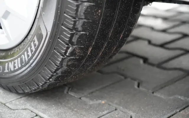 RENAULT TRAFIC III / BUS / 9 MIEJSC / PIERWSZY WŁAŚCICIEL / POLSKI SALON / 2022 ROK / 