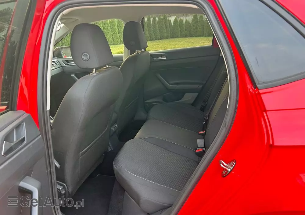 VOLKSWAGEN Polo 1.0 TSI Comfortline DSG