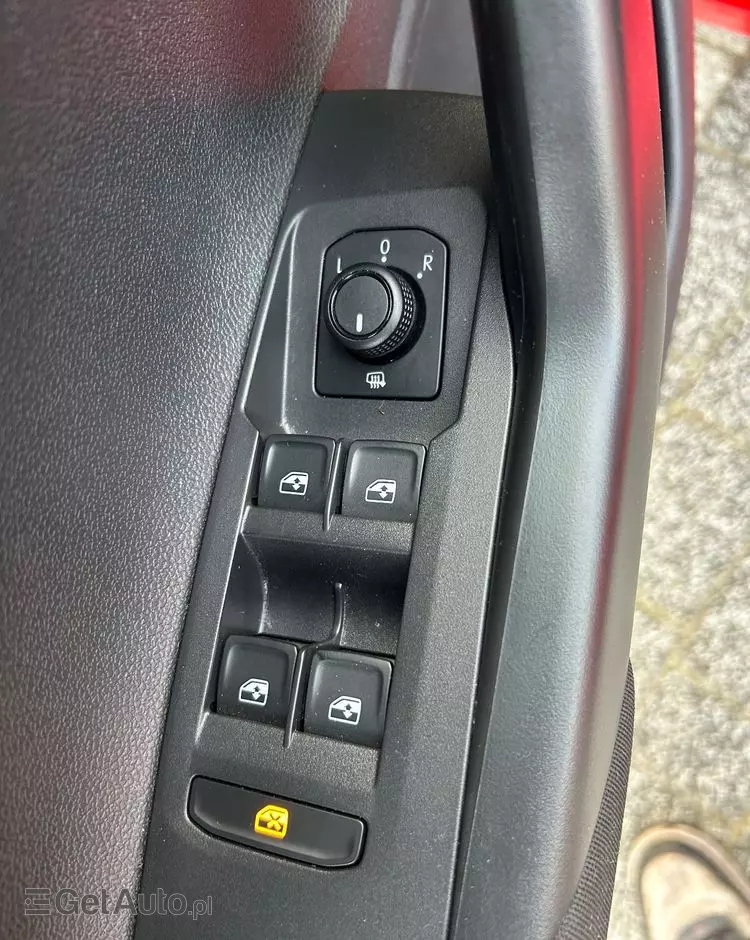 VOLKSWAGEN Polo 1.0 TSI Comfortline DSG