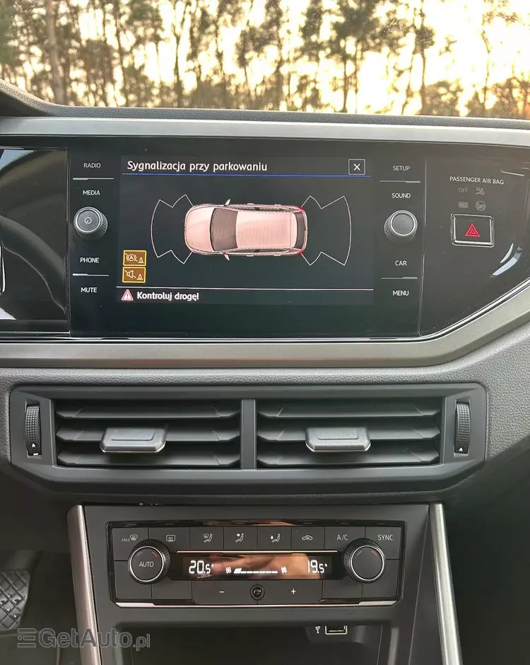 VOLKSWAGEN Polo 1.0 TSI Comfortline DSG