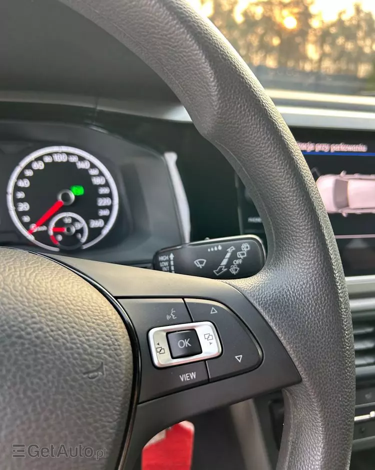 VOLKSWAGEN Polo 1.0 TSI Comfortline DSG