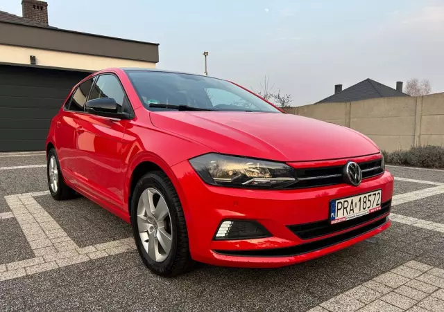 VOLKSWAGEN Polo 1.0 TSI Comfortline DSG