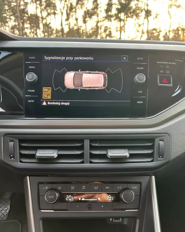 VOLKSWAGEN Polo 1.0 TSI Comfortline DSG