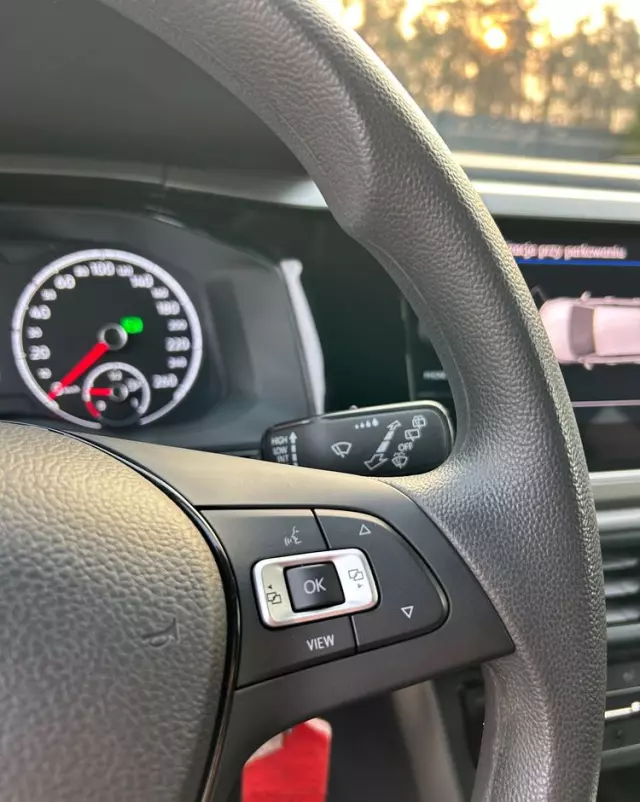 VOLKSWAGEN Polo 1.0 TSI Comfortline DSG