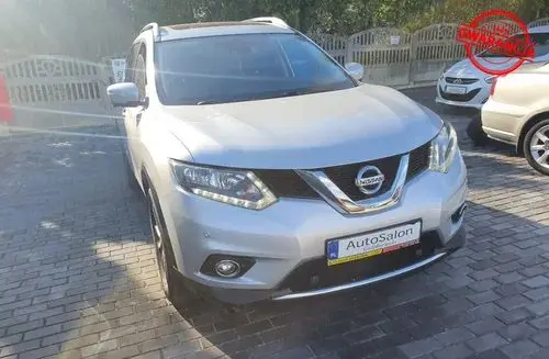 NISSAN X-Trail 
