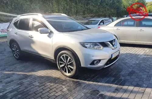 NISSAN X-Trail 