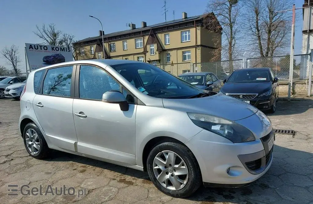RENAULT Scenic 