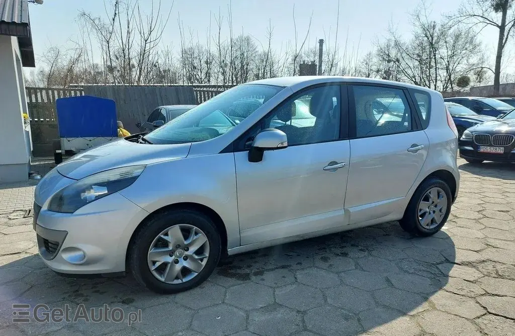 RENAULT Scenic 
