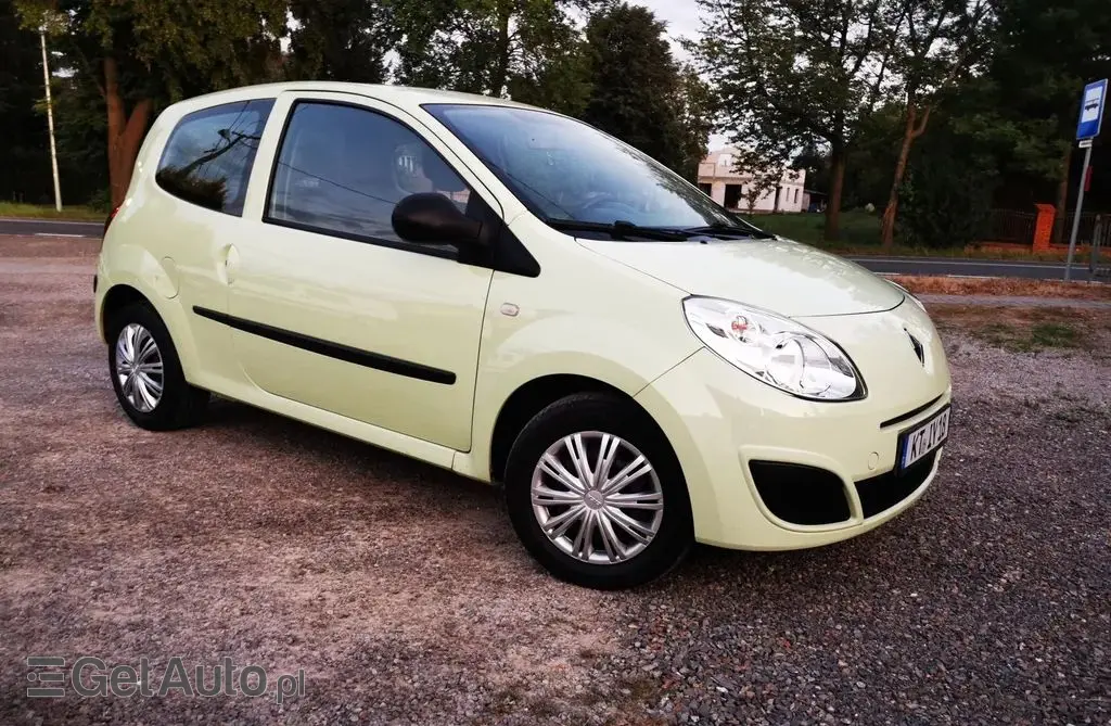 RENAULT Twingo 