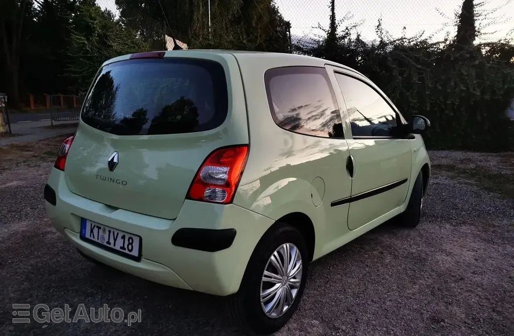 RENAULT Twingo 