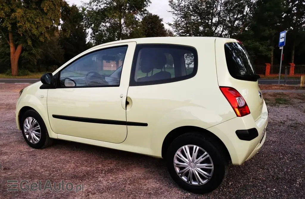 RENAULT Twingo 