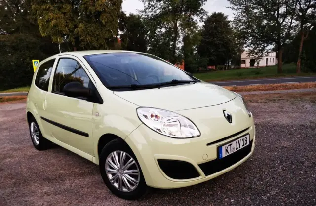 RENAULT Twingo 