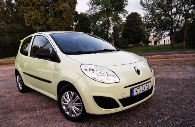 RENAULT Twingo 