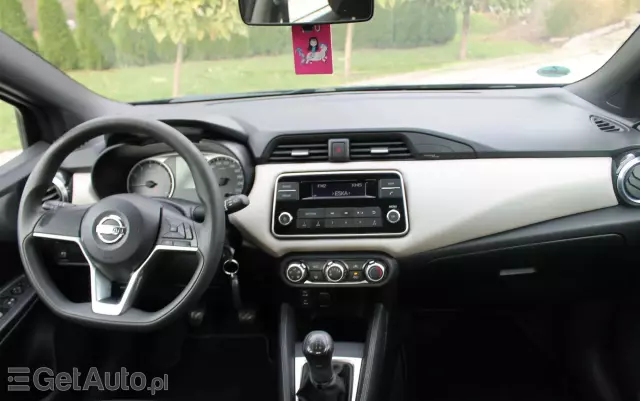 NISSAN Micra 1.0 Visia