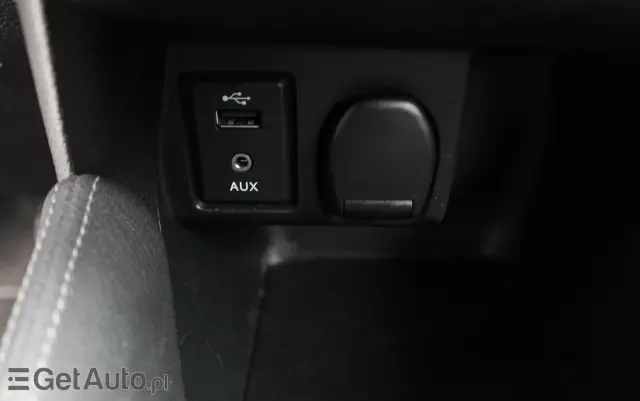 NISSAN Micra 1.0 Visia