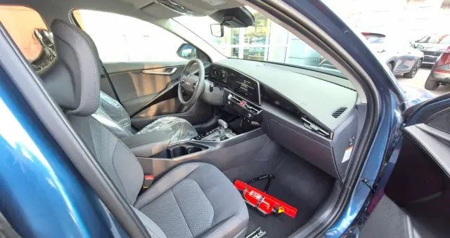 KIA Niro 1.6 GDI Hybrid M