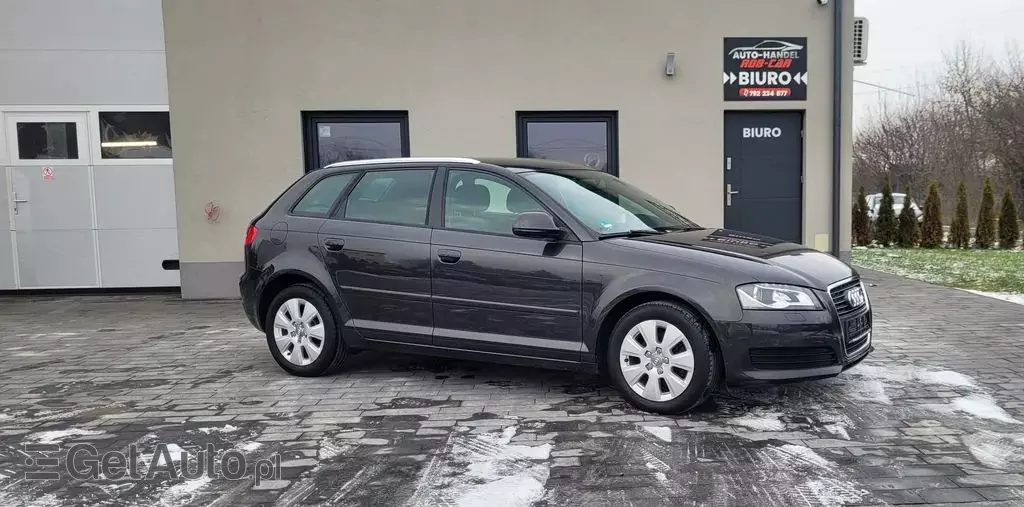AUDI A3 