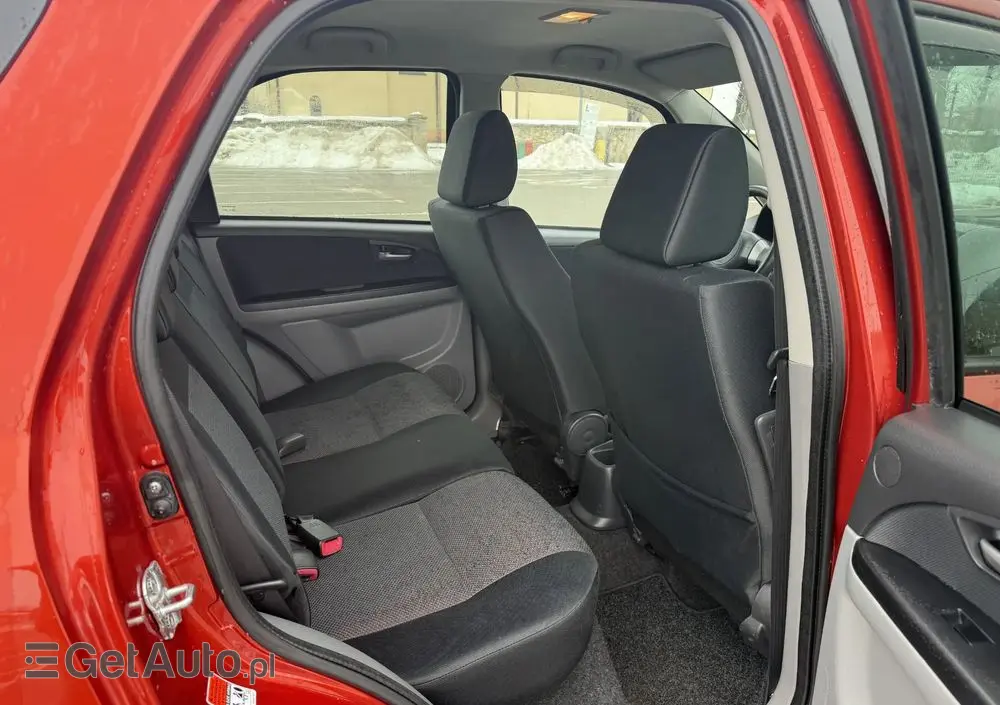 SUZUKI SX4 1.6 GS / Premium 4WD