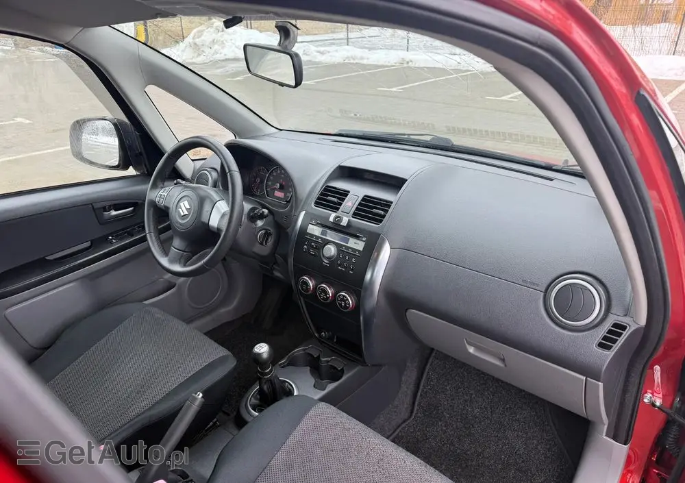 SUZUKI SX4 1.6 GS / Premium 4WD