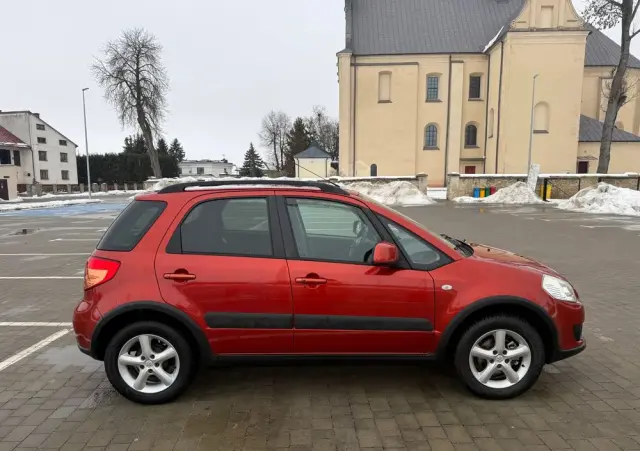 SUZUKI SX4 1.6 GS / Premium 4WD