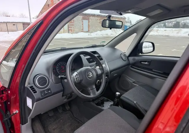 SUZUKI SX4 1.6 GS / Premium 4WD