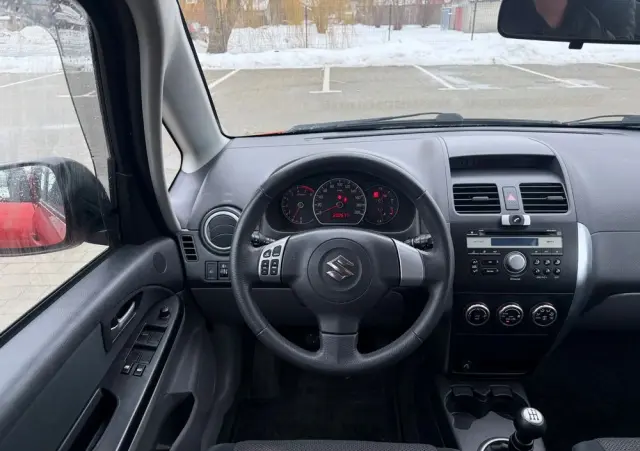 SUZUKI SX4 1.6 GS / Premium 4WD