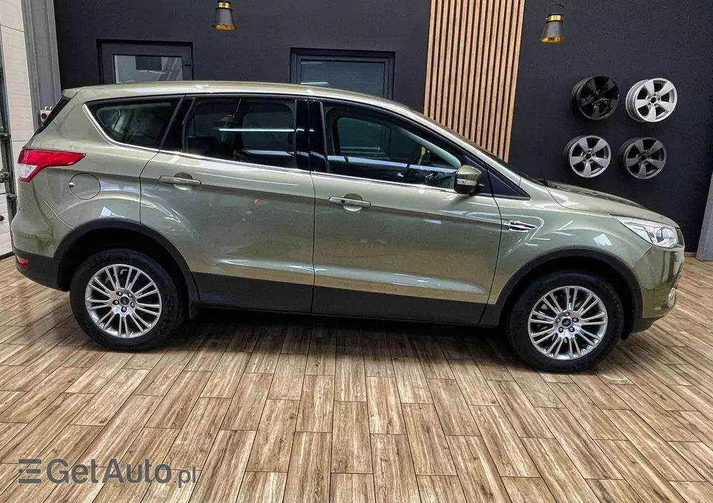 FORD Kuga 2.0 TDCi 4WD Titanium