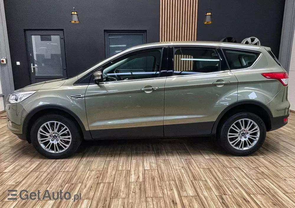 FORD Kuga 2.0 TDCi 4WD Titanium
